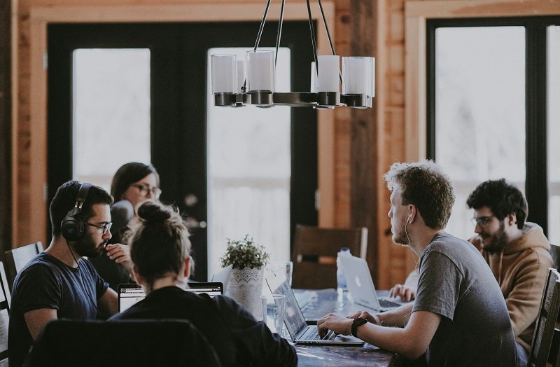 How to Choose a Reliable Software Development Company - مقالات ميديا بلس