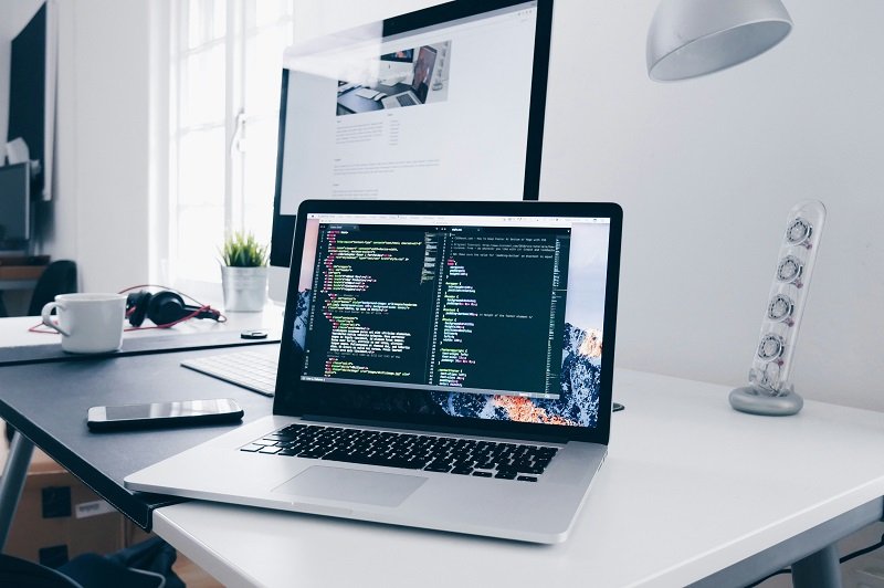 Why Your Business Needs a Professional Website - مقالات ميديا بلس